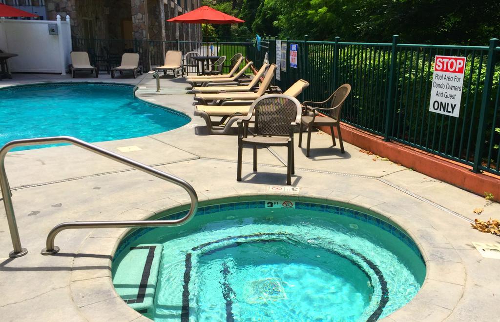 Summit Manor Condominiums Gatlinburg Bagian luar foto