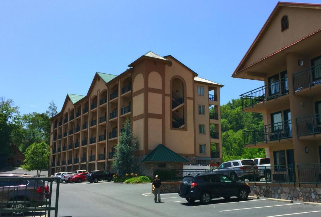 Summit Manor Condominiums Gatlinburg Bagian luar foto